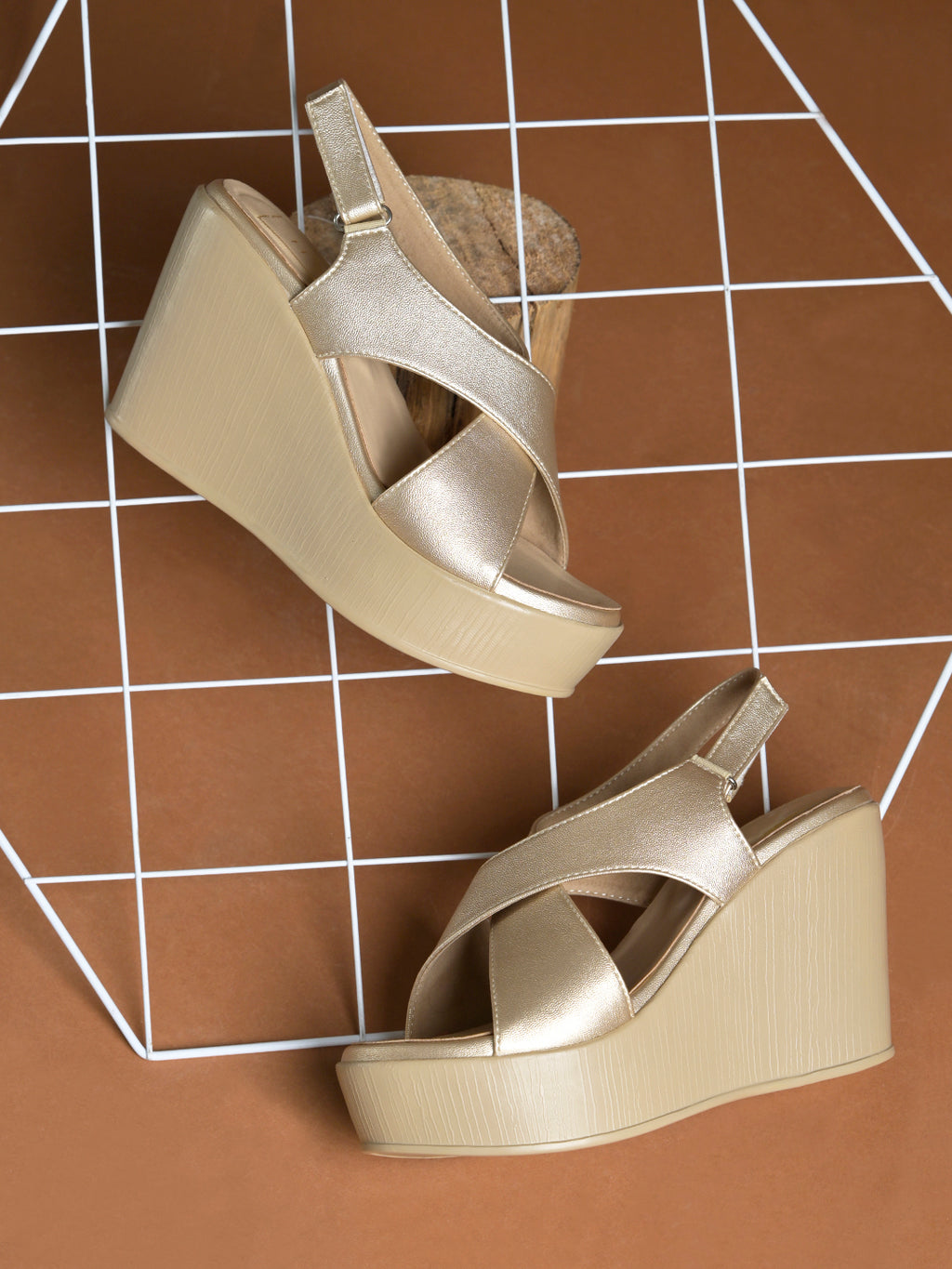 Elegant Metallic Champagne Gold Platform Wedge Sandals – High-Heel Crisscross Comfort Wedges