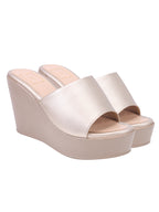 Women's Elegant Golden Wedge Sandals – Glamorous Metallic Platform Slides