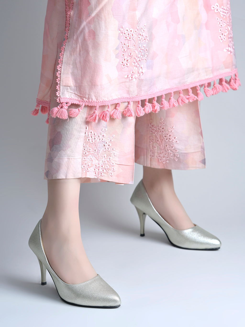 Classic Shimmering Gold Stiletto Pumps – Elegant Pointed-Toe Evening Heels