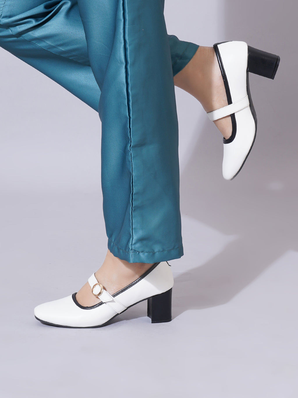 Black Loafers for Women | Premium Luxury Slip-On Flats | Stylish Comfortable Casual & Office Wear