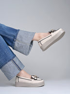 Elegant Cream Bow Loafers with Rhinestone Accents – Contrast Piping Design For Women