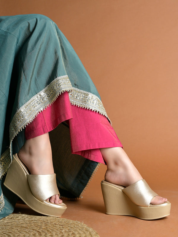 Women's Elegant Golden Wedge Sandals – Glamorous Metallic Platform Slides