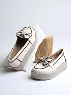 Elegant Cream Bow Loafers with Rhinestone Accents – Contrast Piping Design For Women