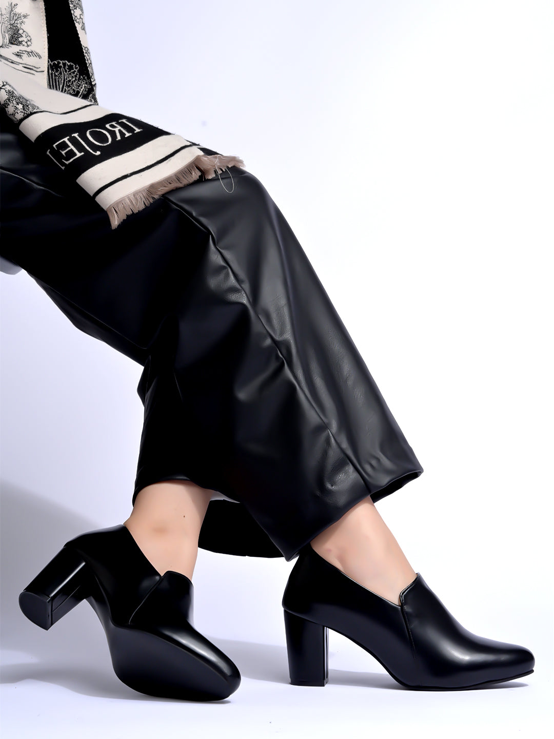 Black Office Pumps for Women | Classic Closed Toe Heels | Premium Formal & Work Wear Footwear